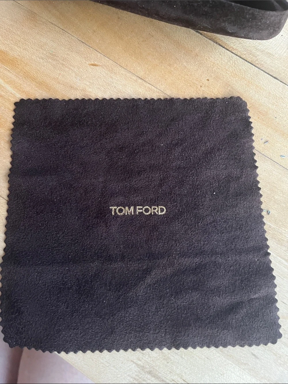 Tom Ford Brown Suede Sunglasses Case great cond, w/ cleaning cloth